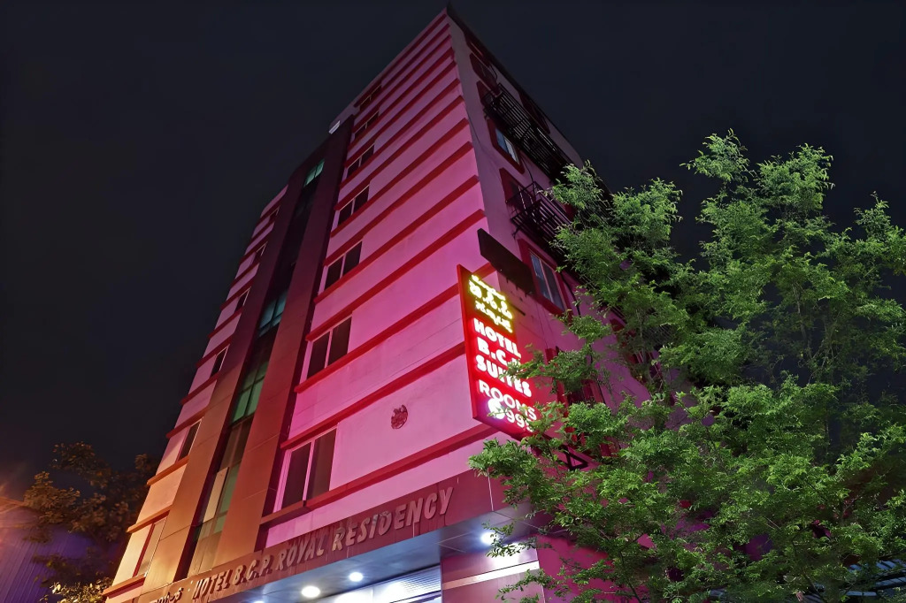 OYO 373 Hotel Grand Inn