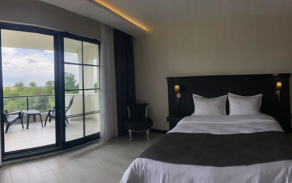 The Reference Club Country Resort & Restaurant Lüleburgaz