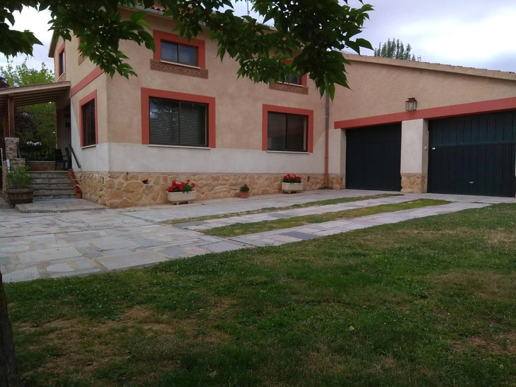 Casa Rural Las Tuyas en Segovia