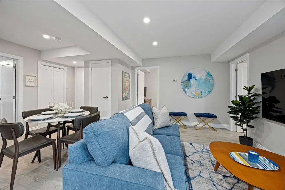 Casa Hotel Stylish Modern Family Suite w Patio