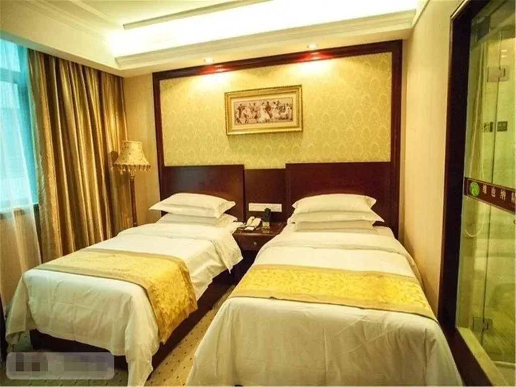 Vienna Hotel Shenzhen Shiyantong Fuyu
