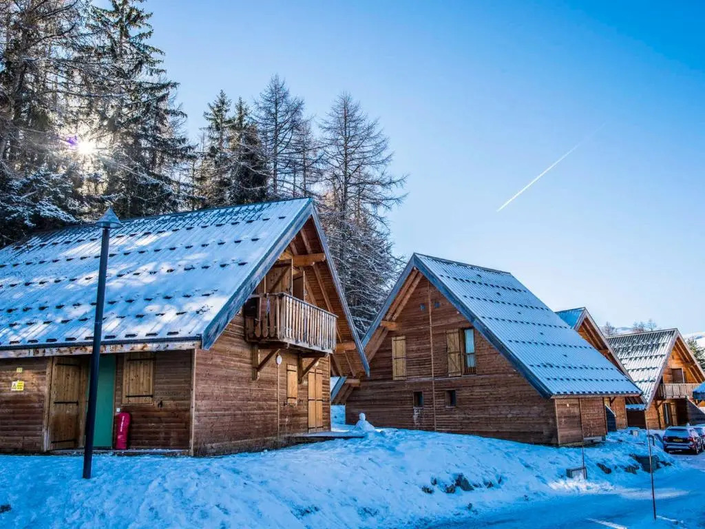 Chalet Le Dévoluy-Agnières-en-Dévoluy, 3 pièces, 7 personnes - FR-1-504-72