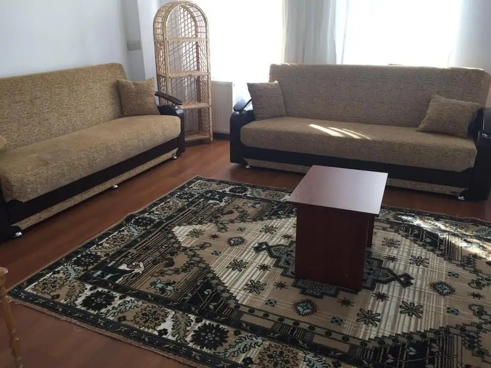 Ugurevler Apart