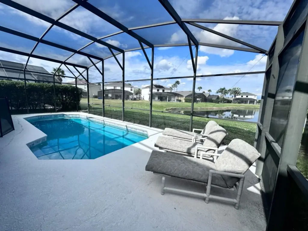 5 BR/3.5B Lake View, Pool, close to Disney : CL45, Kissimmee, US
