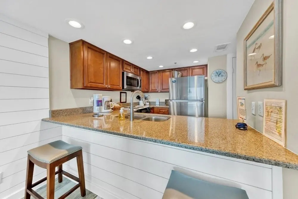 One Seagrove Place Unit 1004 2 Bedroom Condo by Redawning