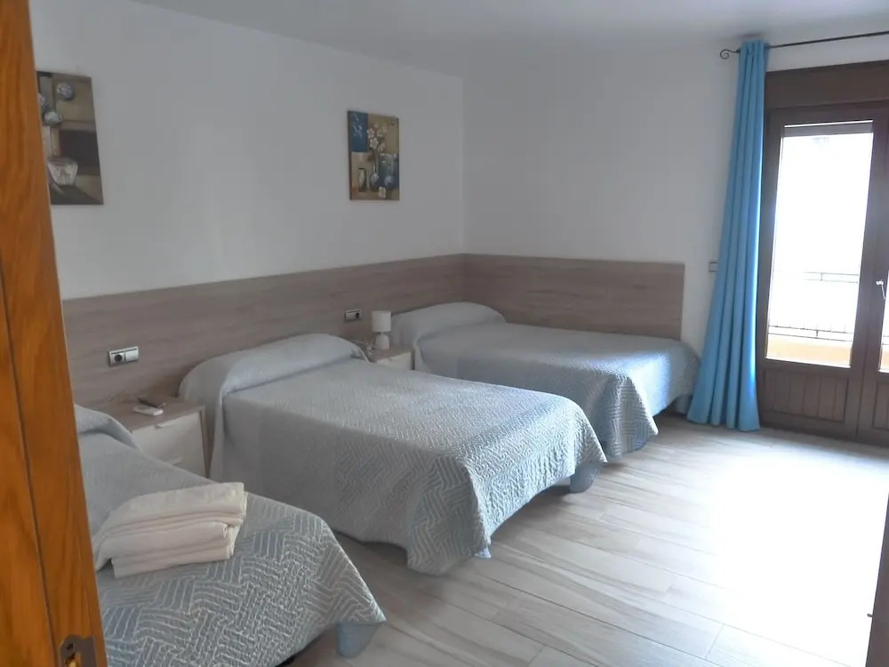 Hostal y apartamentos Casa Fermina