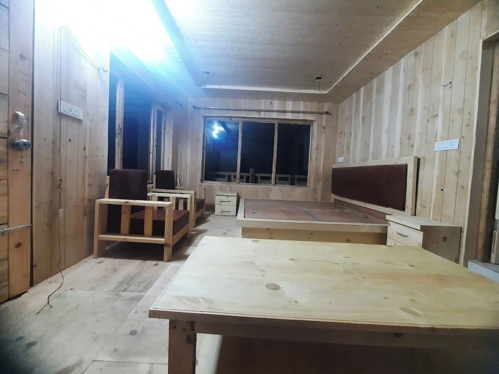 Harsil apple homestay