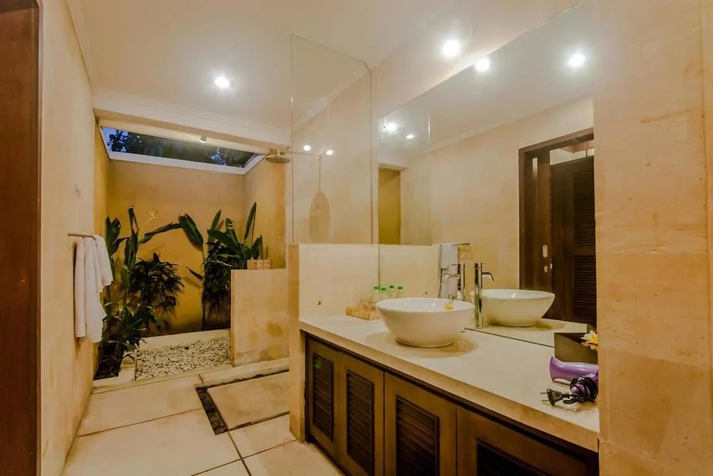 Villa Bugis Abimanyu Seminyak