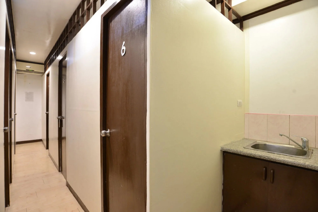 Amax Inn Makati