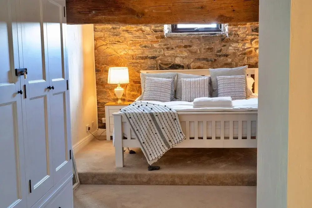 Cottage in Peak District With Scenic Views