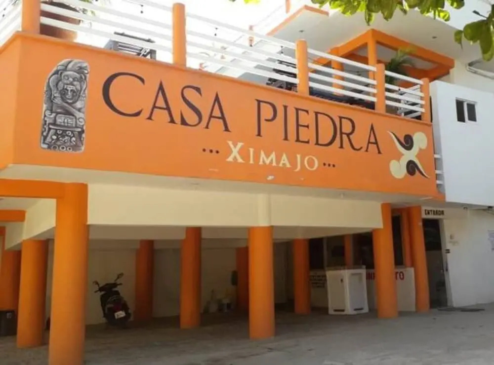 Casa Piedra Parada