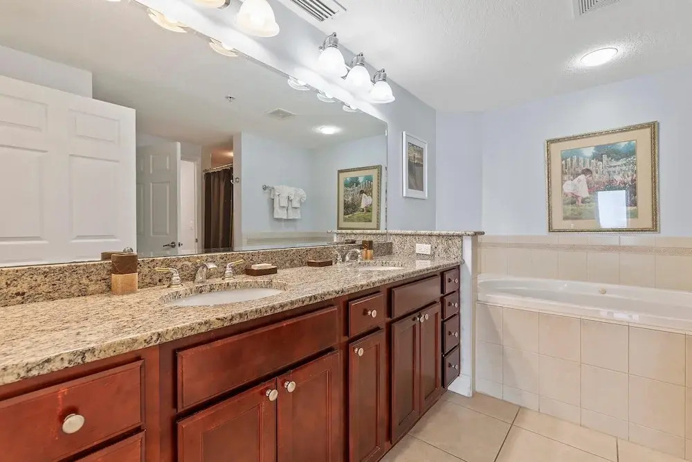 Sanibel 1104