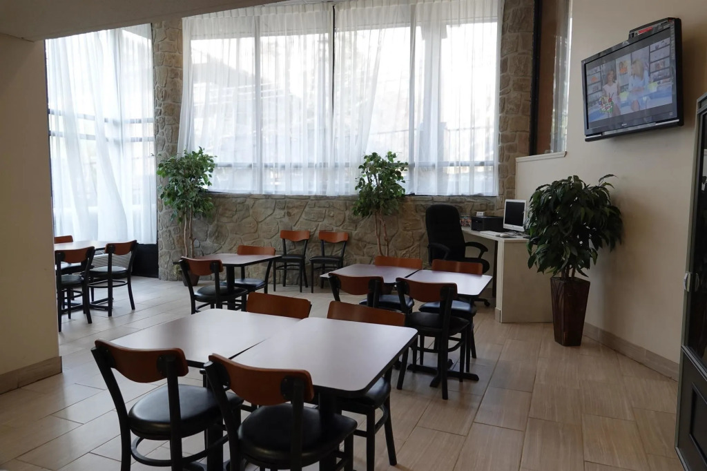 SureStay Plus Hotel by Best Western Gatlinburg