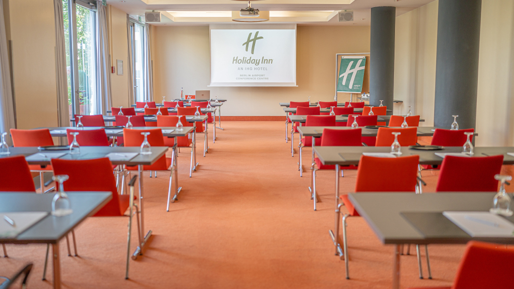 Holiday Inn Berlin Airport - Conference Centre by IHG