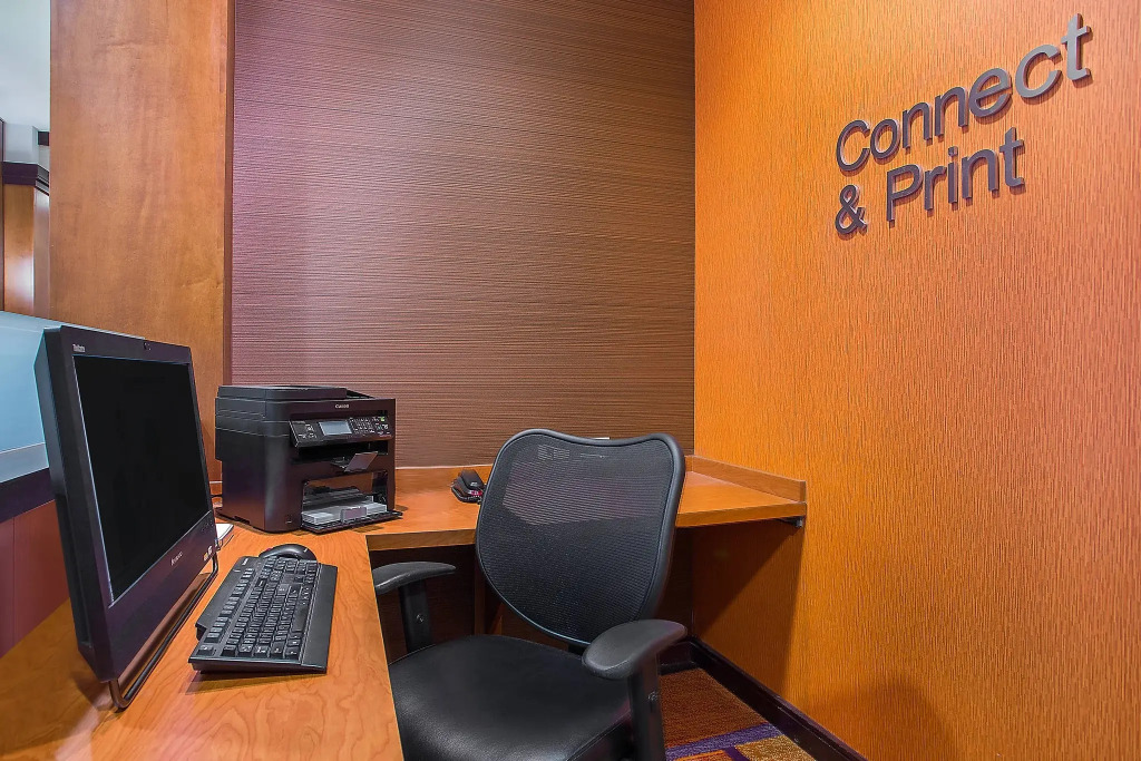 Fairfield Inn & Suites by Marriott Louisville East