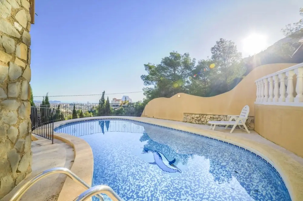 Villa - 4 Bedrooms with Sea views - 104991