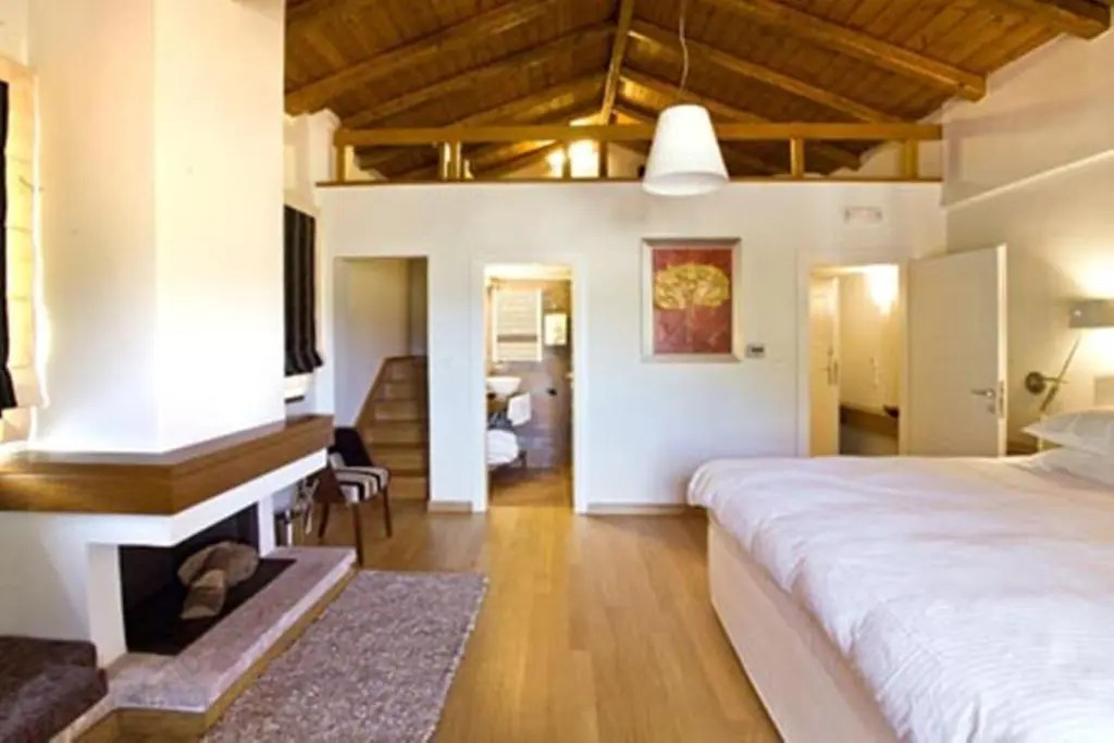 Enastron Guesthouse
