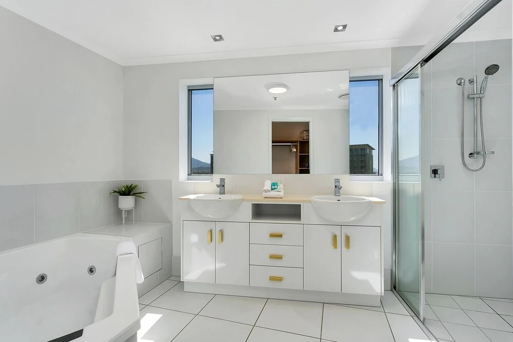 Centrepoint Apartments Cairns