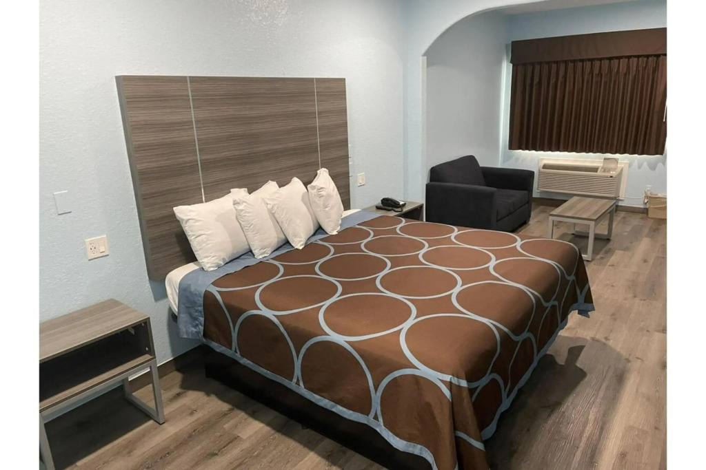 Executive Suites Intercontinental Airport