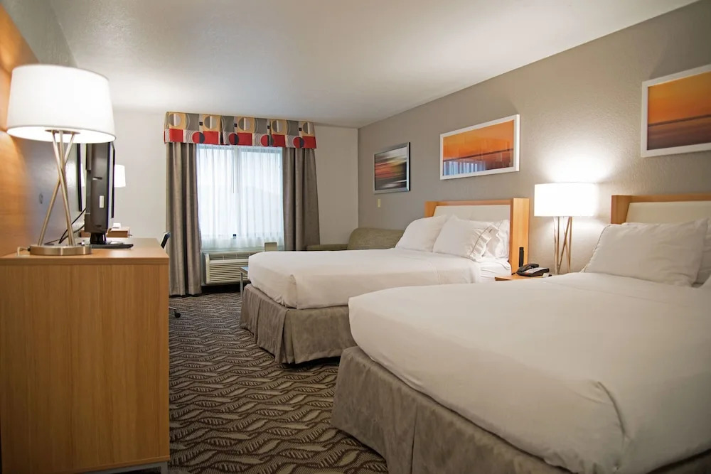 Holiday Inn Express Hotel & Suites Lonoke I-40 by IHG