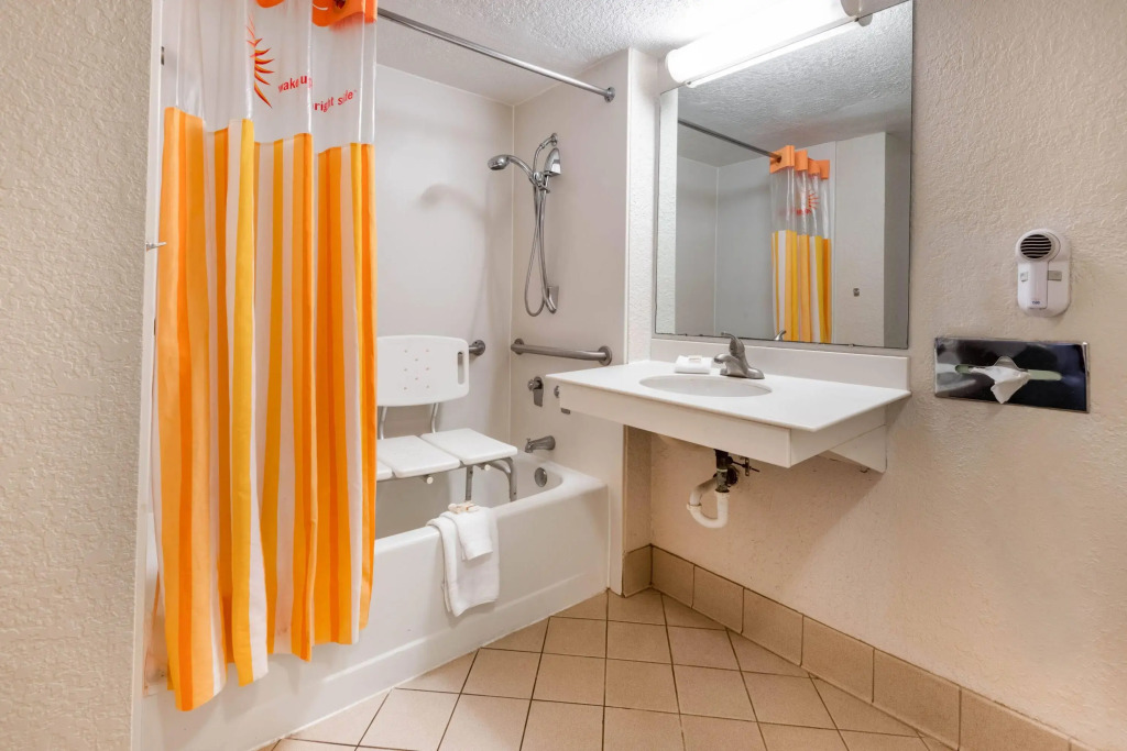 Travelodge by Wyndham Amarillo West Medical Center
