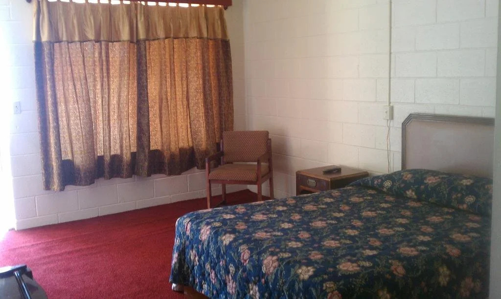 Harmony House Motel