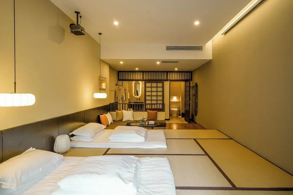 Chillmont Resort