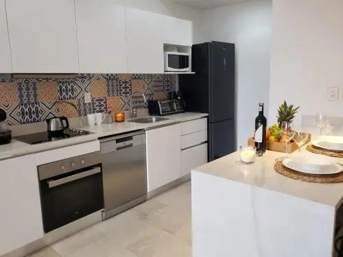 Luxury 5th Avenue Menesse 32