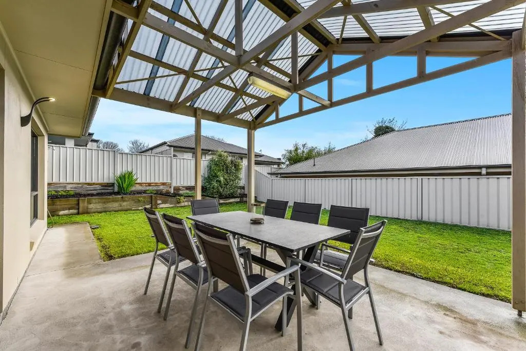 Accommodation on Lansell 2