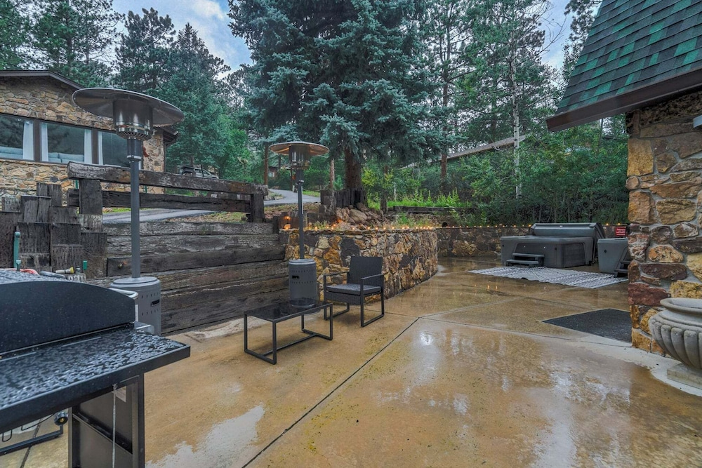 4925 Pike Unit 3