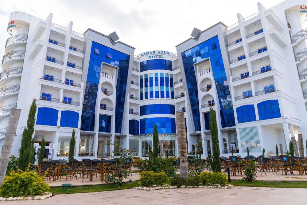 Lamar Azur Hotel
