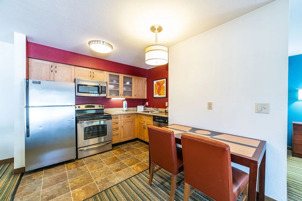 Metro Phoenix Extended Stay
