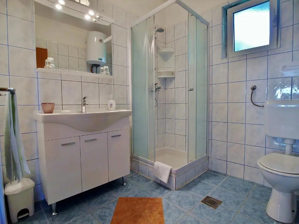 Apartmani Roza Lopar