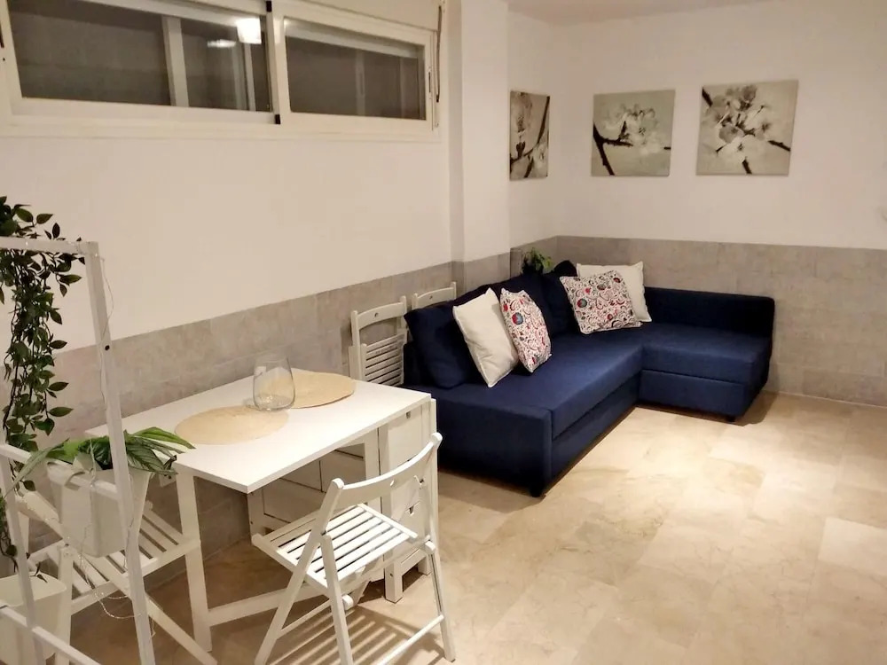 Studio in Málaga, with Wonderful City View And Wifi