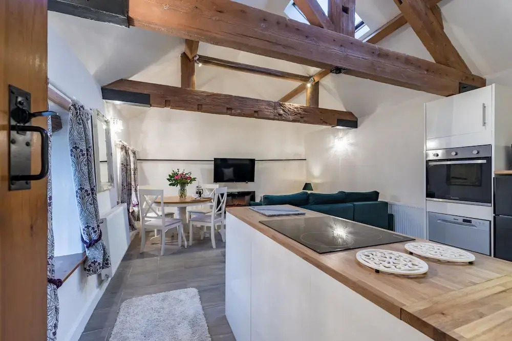 The Stables at Brambles Farm - Sleeps 2, Wifi