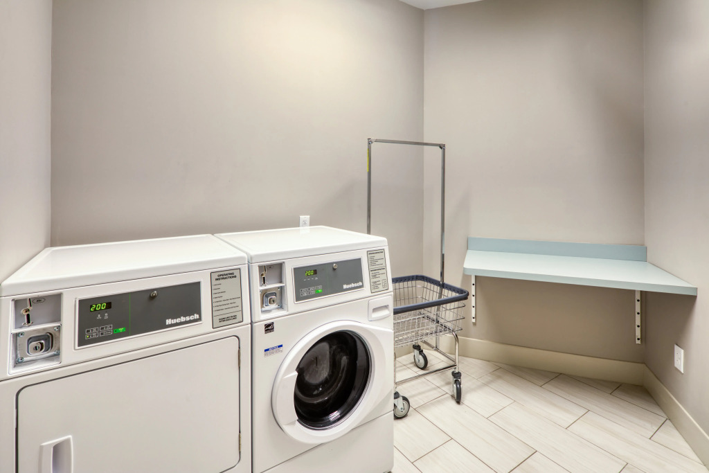 Holiday Inn Express & Suites - Charlotte - South End by IHG