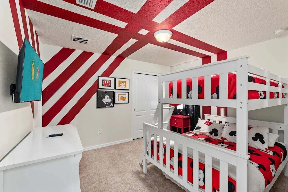 Family Paradise Close to Disney w Resort Amenities