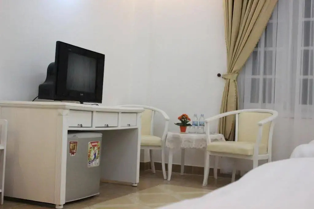 Pho Lanh Hotel