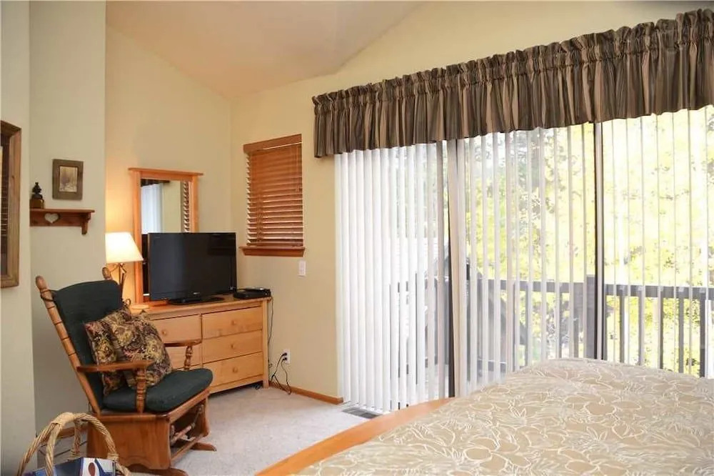 Village Point 202 by Great Western Lodging