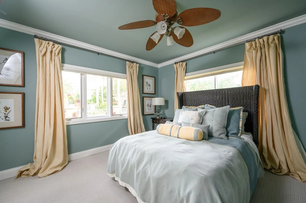 King Of Las Olas Waterway W/ Private Pool & Dock 5 Bedroom Home