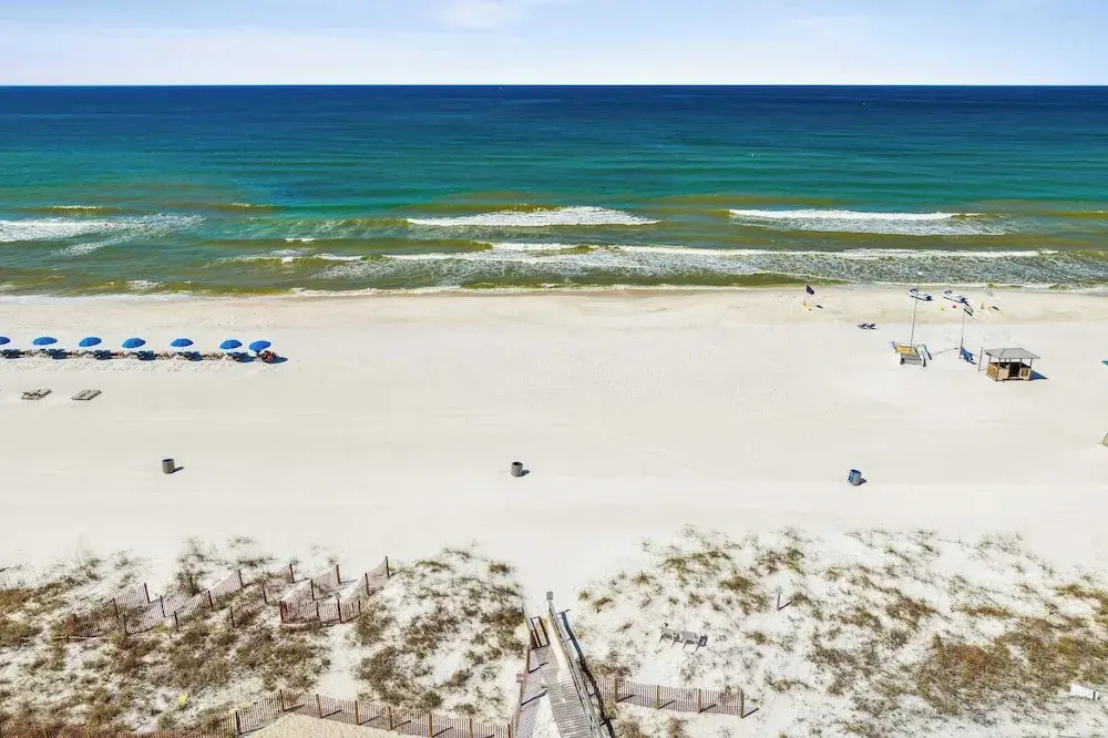 Aqua Horizon by Avantstay Pool, Near the Beach