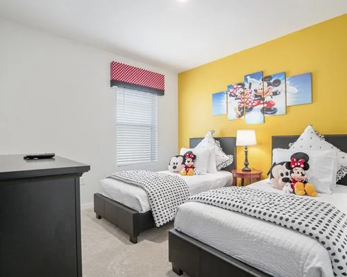 Solterra by Tropical Escape Resort Homes - 5 Nights, Davenport, USA