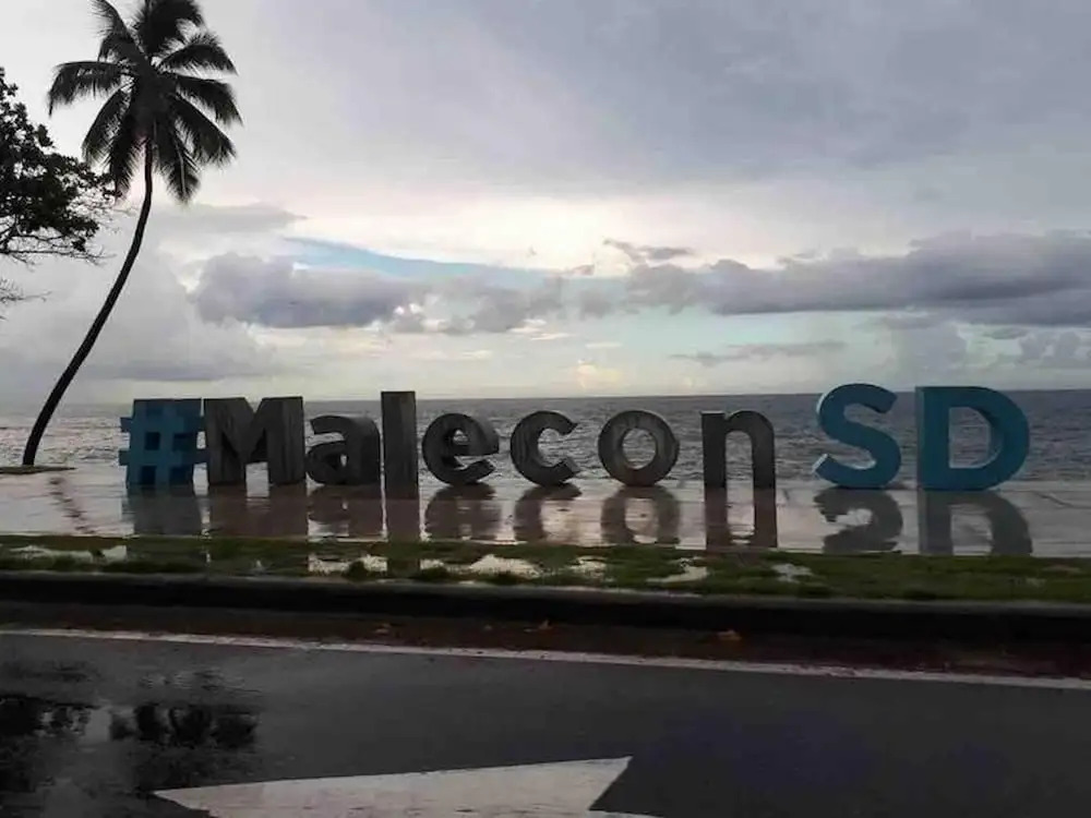 Malecon Rooms y Hotel