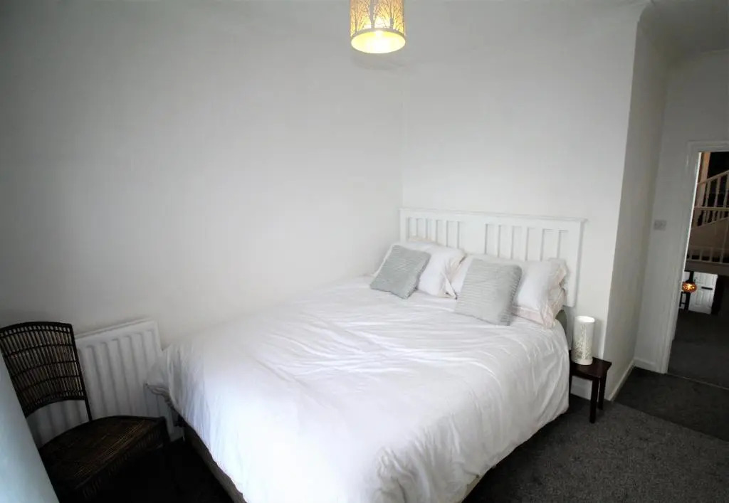 Large Period Property - Beautifully Refurbished
