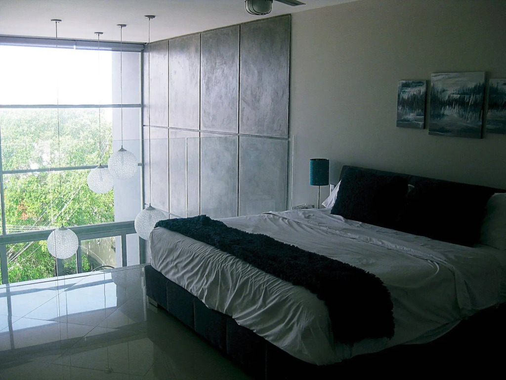 Iris Studios & Apartments