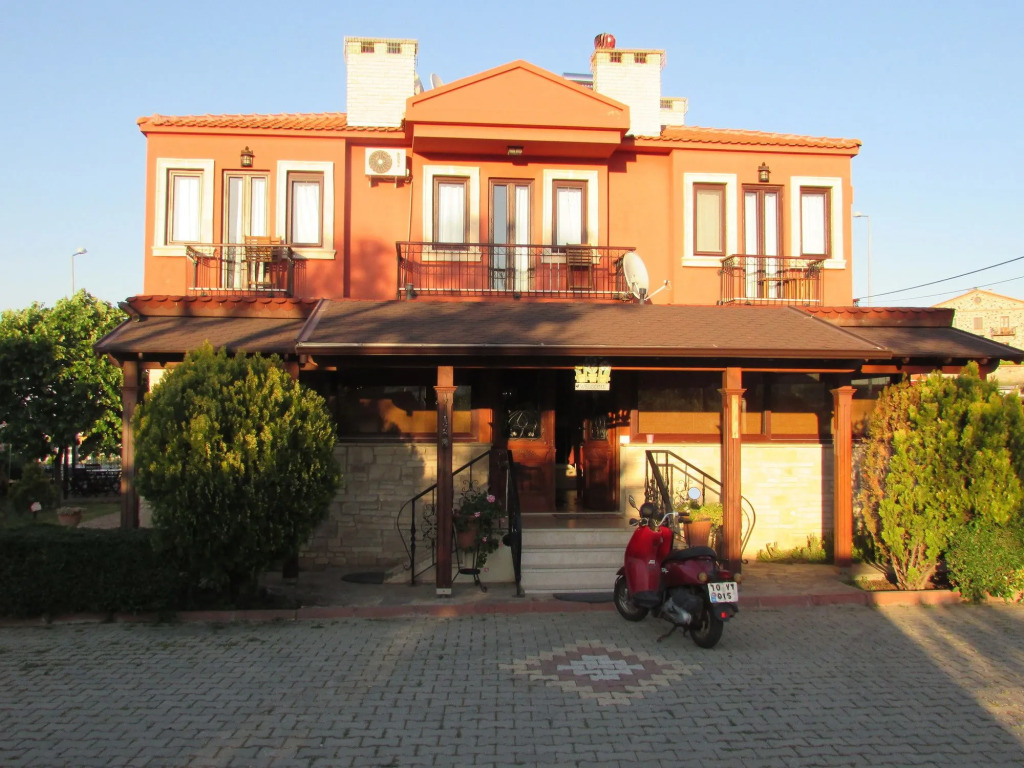 Hotel Alya