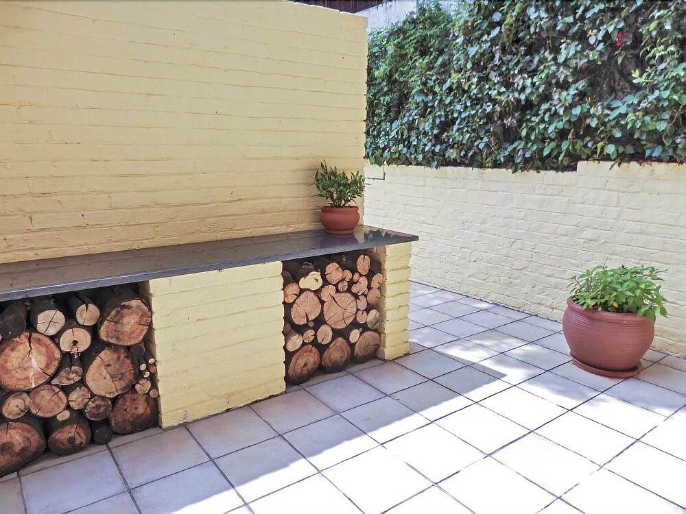 Pin Oaks bnb