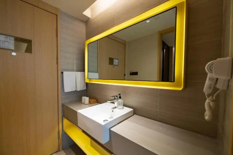 Ji Hotel Shihezi