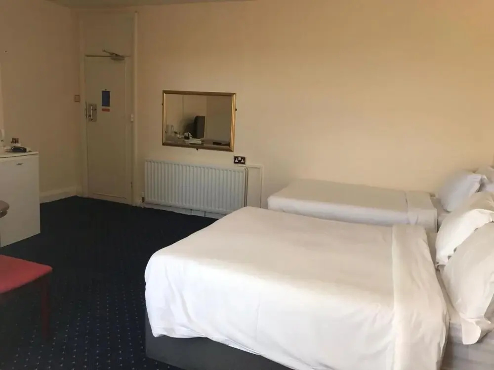OYO Diamond Hotel Eastbourne