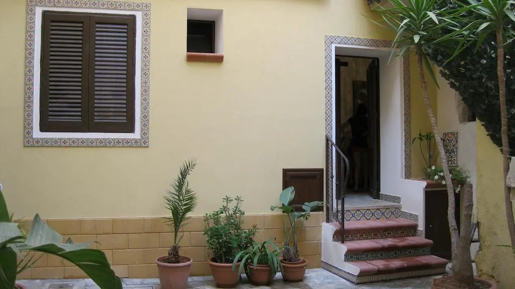 Cous Cous Apartments